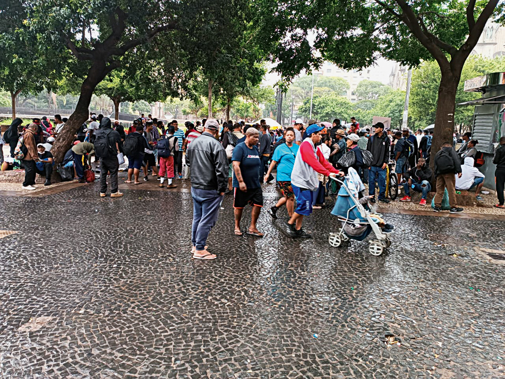 WhatsApp Image 2023-01-10 at 14.09.13.jpg Velhos problemas: “feira do rolo” persiste na região