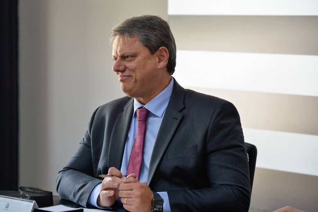 Tarcísio afirma que sirenes contra desastres serão instaladas em SP