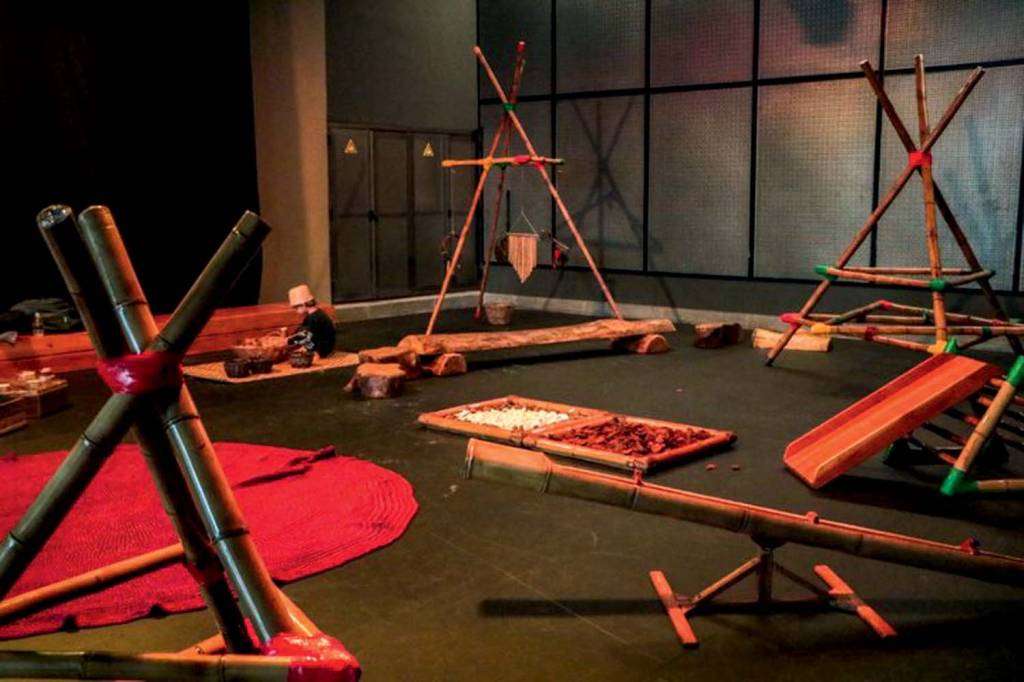 Sesc Avenida Paulista tem Espaço de Brincar temporário com parque de bambu