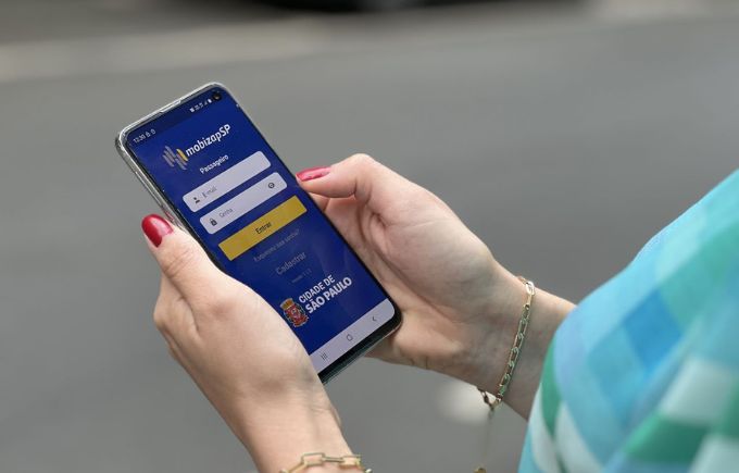 Novo aplicativo de transportes da prefeitura na mira de polêmicas