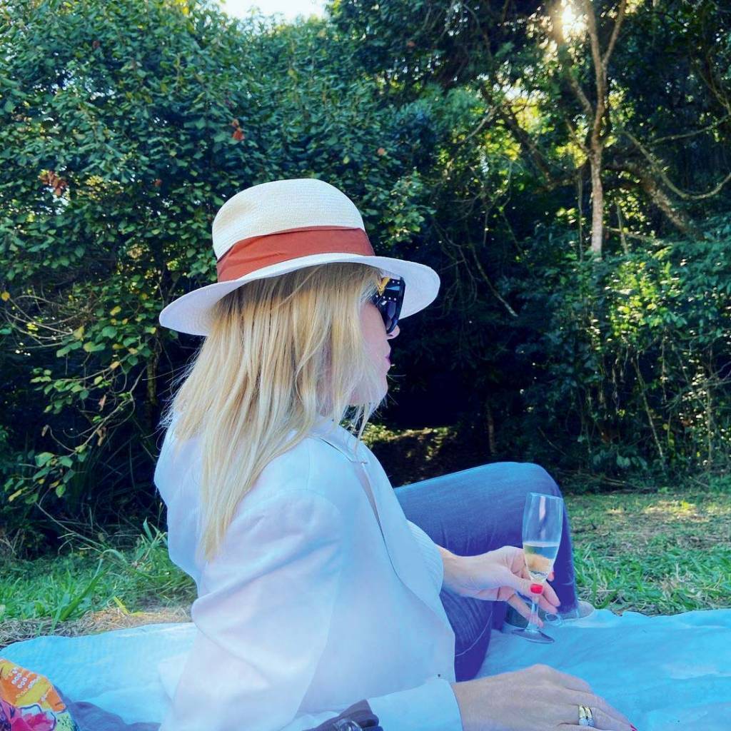 Val publicou foto no Instagram falando do residencial Val publicou foto no Instagram falando do residencial.
