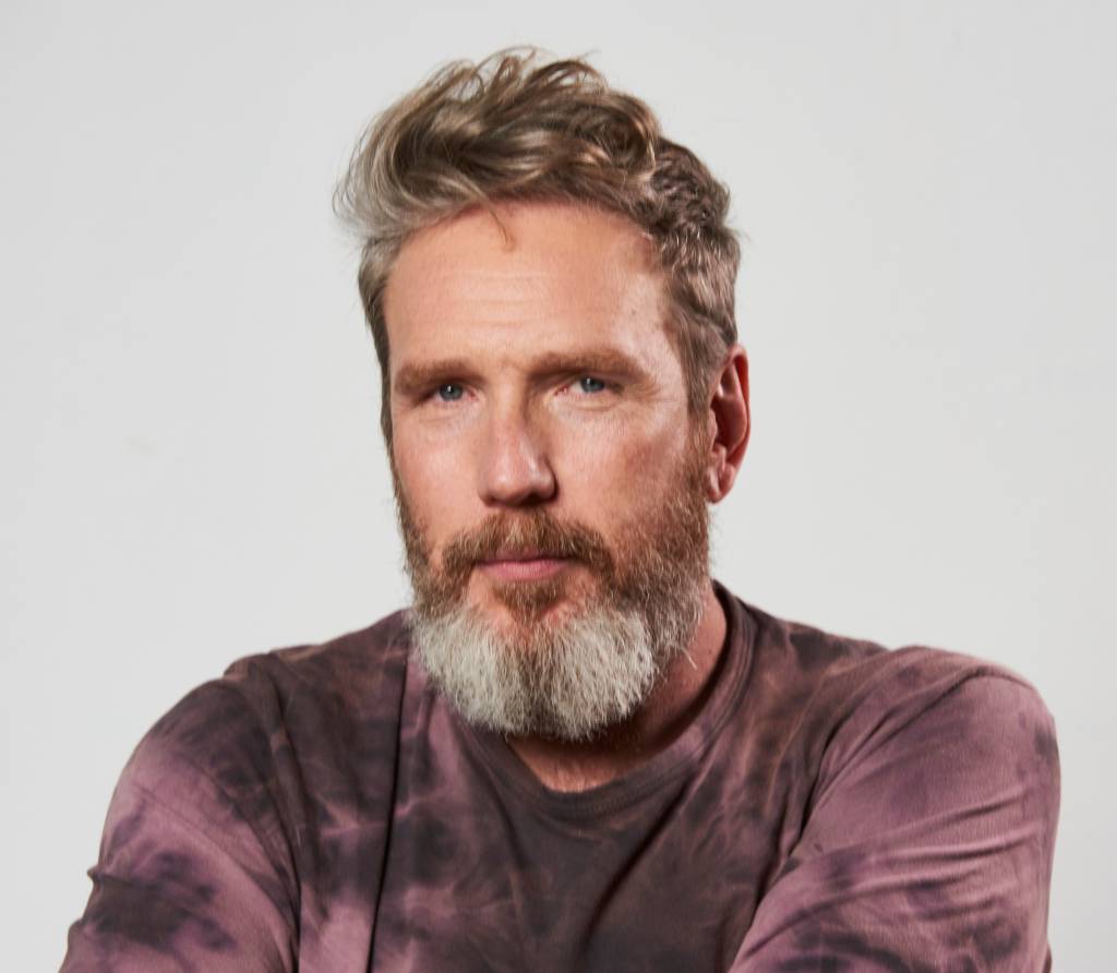 Alexandre Herchcovitch assina nova coleção após hiato de sete anos