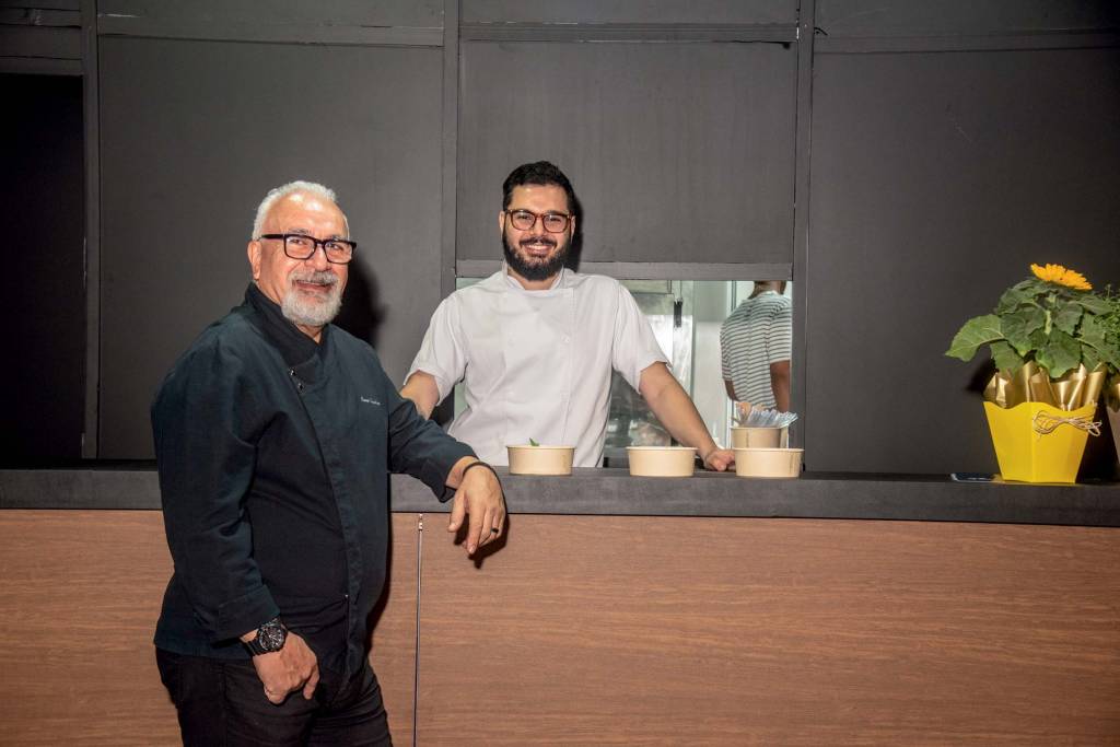 Chef Benon, premiado como o melhor árabe, renova o cardápio