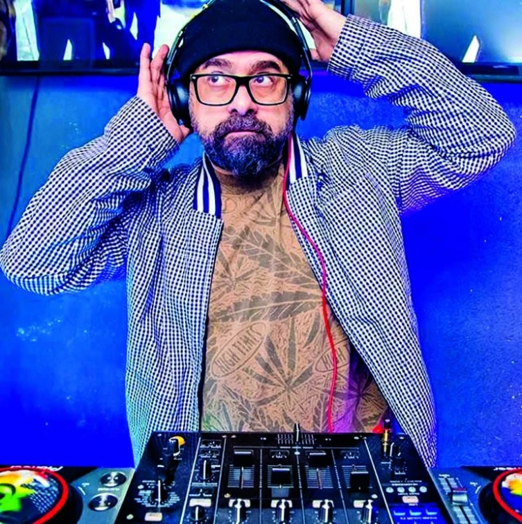 Morre DJ André Pomba, ícone da noite LGBT+ paulistana