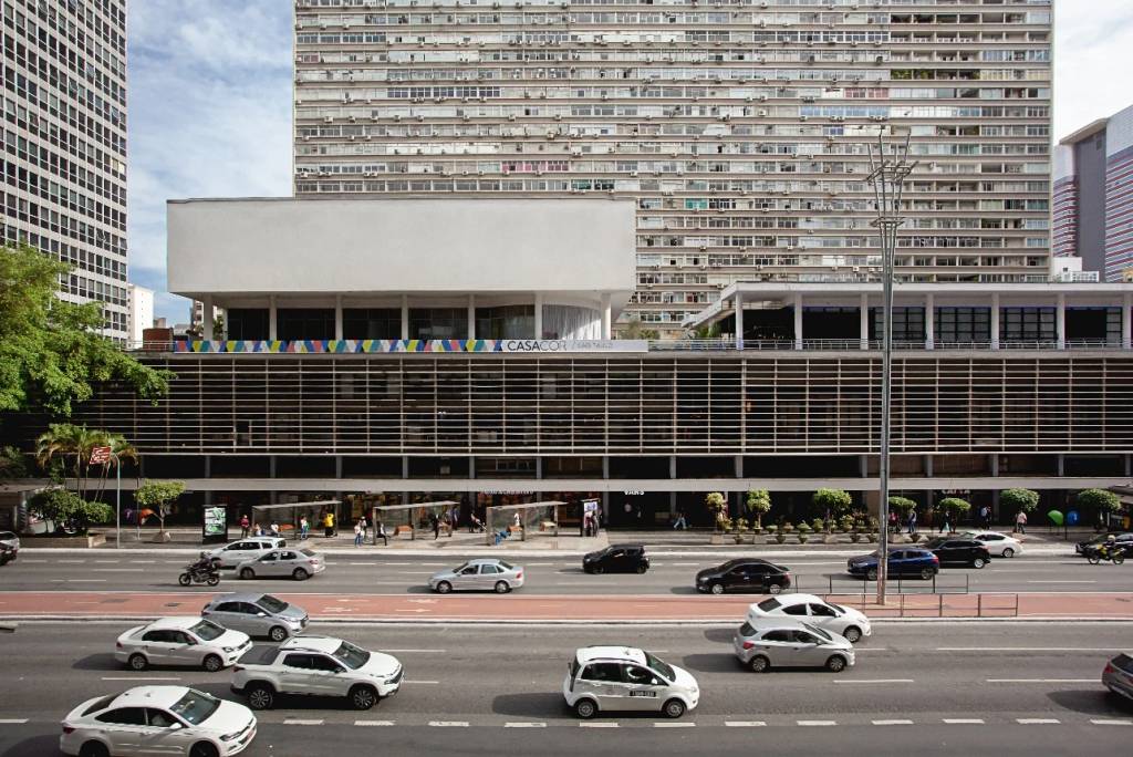 CASACOR São Paulo acontece pelo segundo ano consecutivo no Conjunto Nacional, na Avenida Paulista.