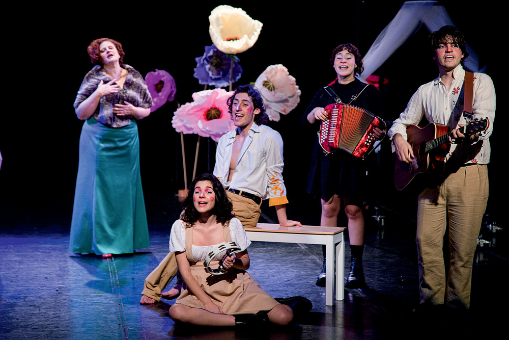 Cia. Bípede de Teatro Rupestre encena ‘A Gaivota’ com palhaçaria