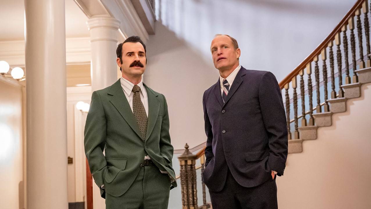 Dois homens na casa branca