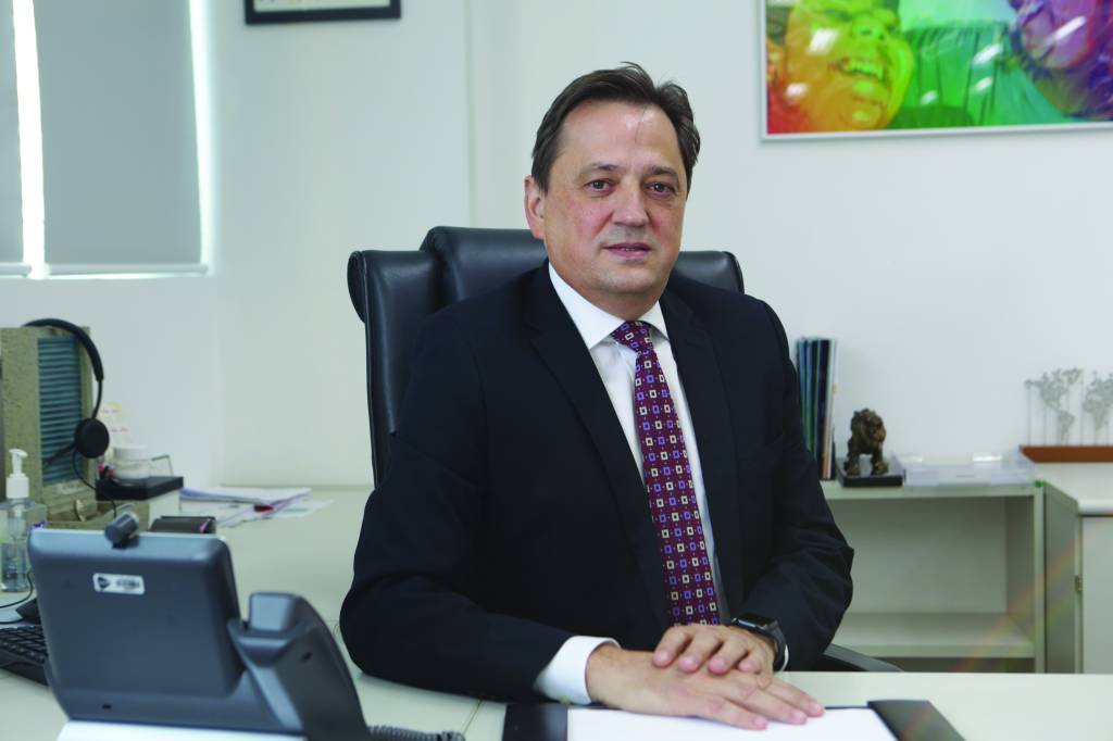 Valdesir Galvan, CEO da AACD Valdesir Galvan, CEO da AACD