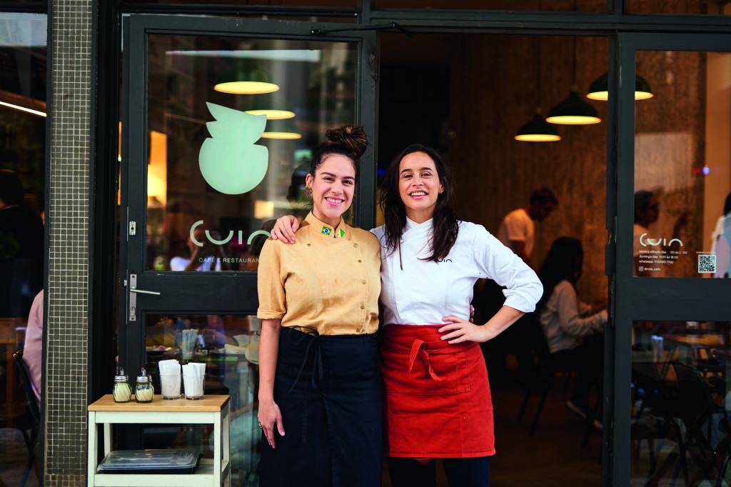 Bel Coelho recebe Amanda Vasconcelos, da Casa Tucupi, para jantar especial no Cuia
