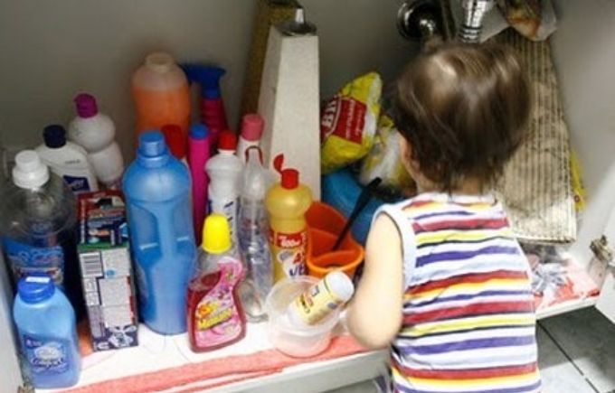 De janeiro a junho desse ano foram registrados 217 casos de intoxicação em crianças menores de cinco anos na cidade de São Paulo dentro de suas próprias casas