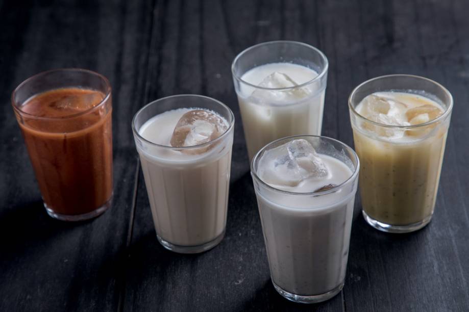 Batidas: feitas com leite condensado em sabores variados Batidas: feitas com leite condensado em sabores variados