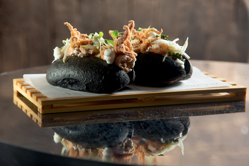 Ella | Fitz surge como bar, mas tem vocação de restaurante