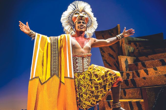 A trajetória de Thales Cesar, jovem da periferia que estrela ‘O Rei Leão’