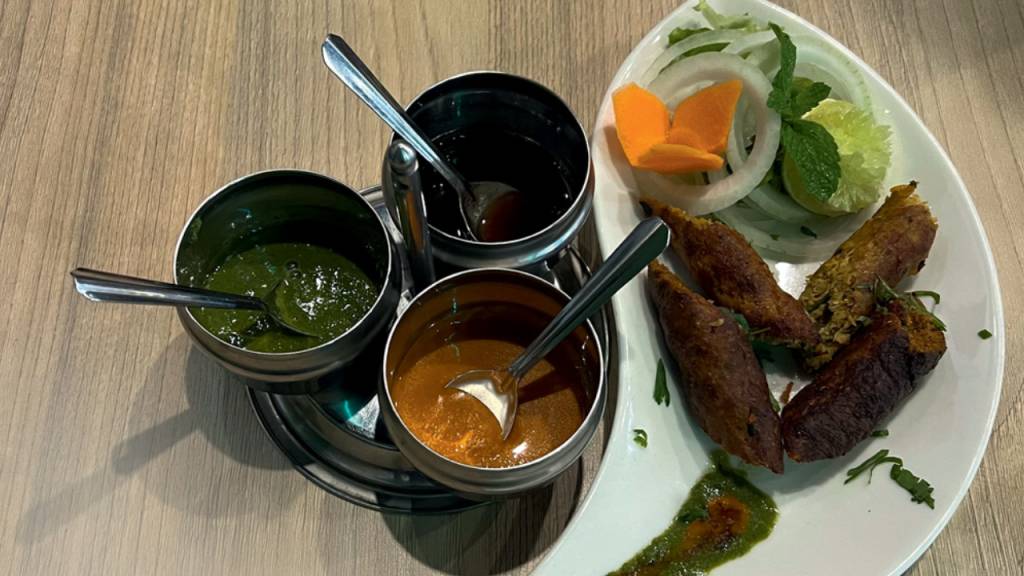 Curry’s Culinária Indiana expande o menu com kebabs e outros pratos