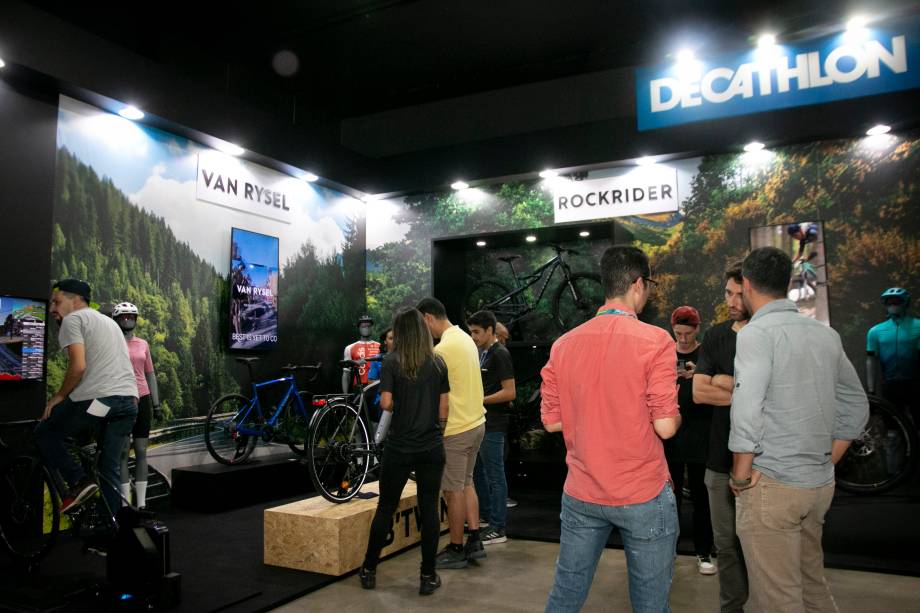 Estande da Decatlhon no Shimano Fest Estande da Decatlhon no Shimano Fest