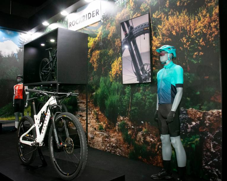 Estande da Decatlhon no Shimano Fest Estande da Decatlhon no Shimano Fest