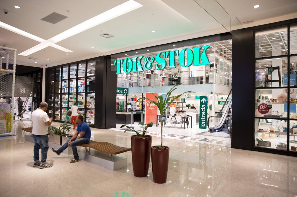 Em meio a mudanças, Tok&Stok segue apostando em coleções assinadas