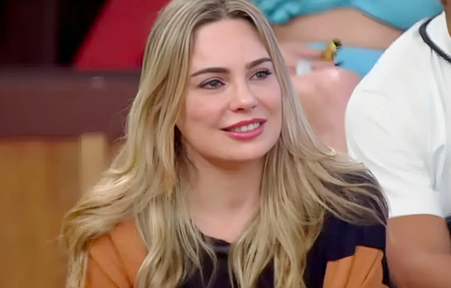 Rachel Sheherazade é expulsa de ‘A Fazenda 15’ por agressão