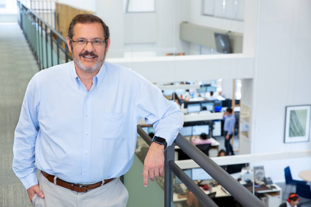 Empresário promove campeonato beneficente de beach tennis no Morumbi