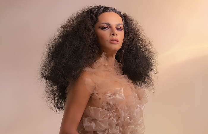 “Deus não se importa com o vestido que você veste”, diz Assucena