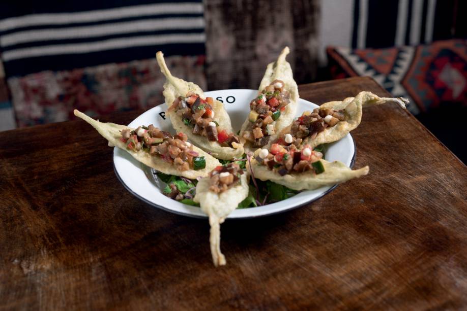 Tempurá de peixinho da horta: com berinjela Tempurá de peixinho da horta: com berinjela