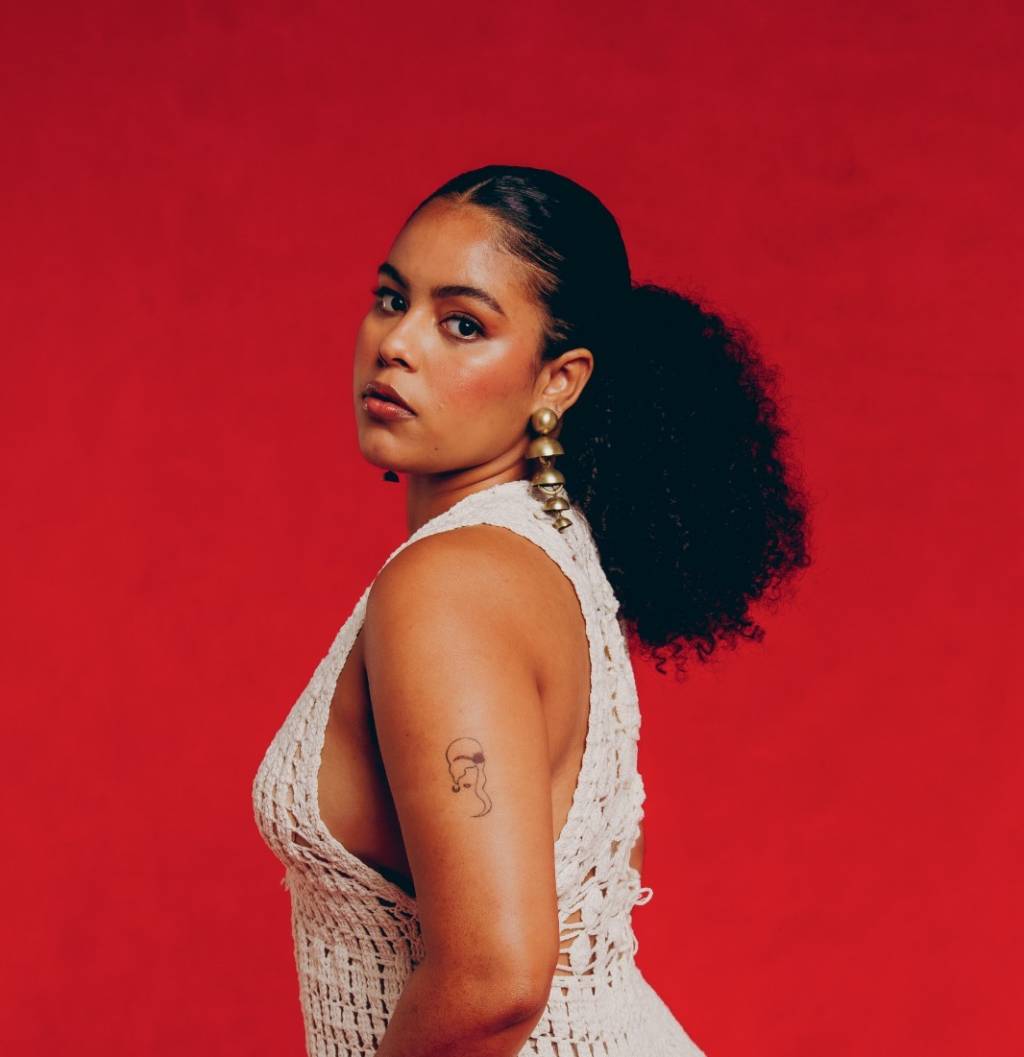 Após indicação ao Grammy Latino, Rachel Reis prepara segundo álbum