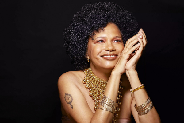 Teresa Cristina apresenta o show ‘Um Sorriso Negro’ em São Paulo