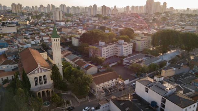 Vista-aérea-água-rasa