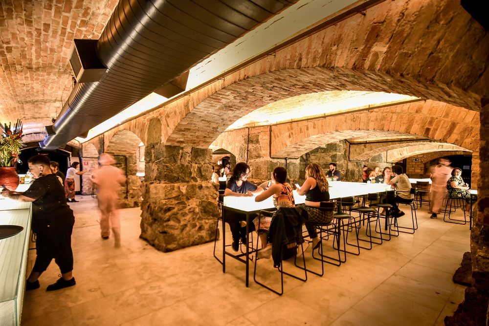 Bar dos Arcos lança projeto de intercâmbio com bartenders