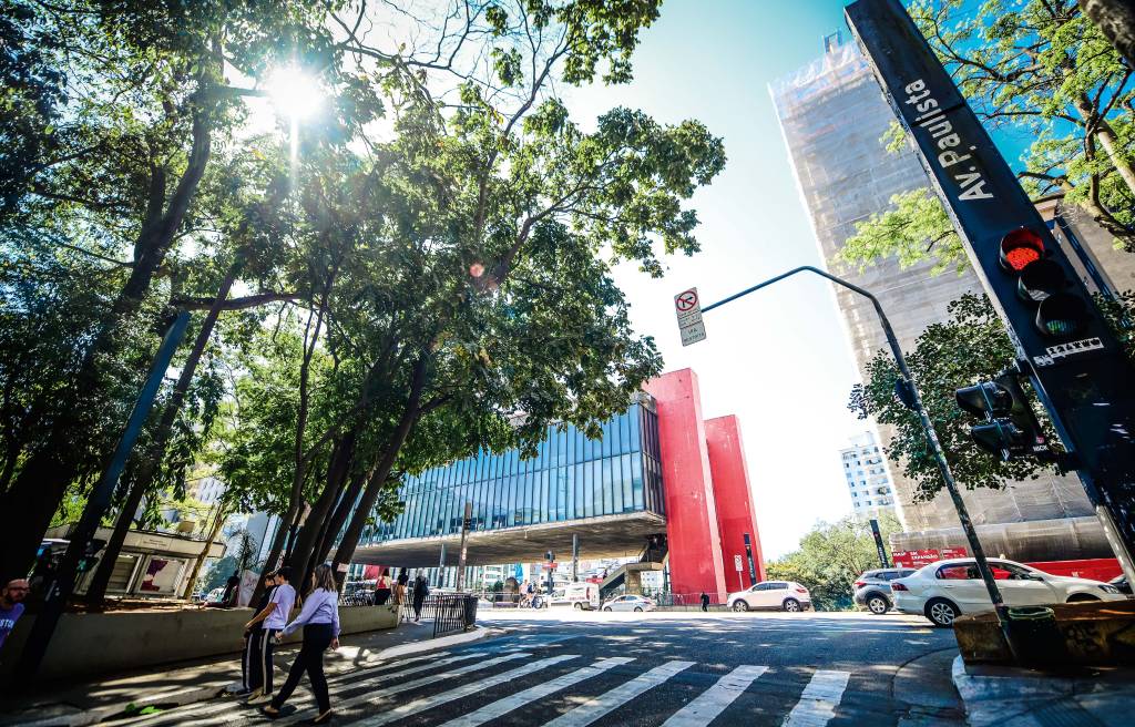 Calor e chuva? Confira a previsão do tempo em São Paulo