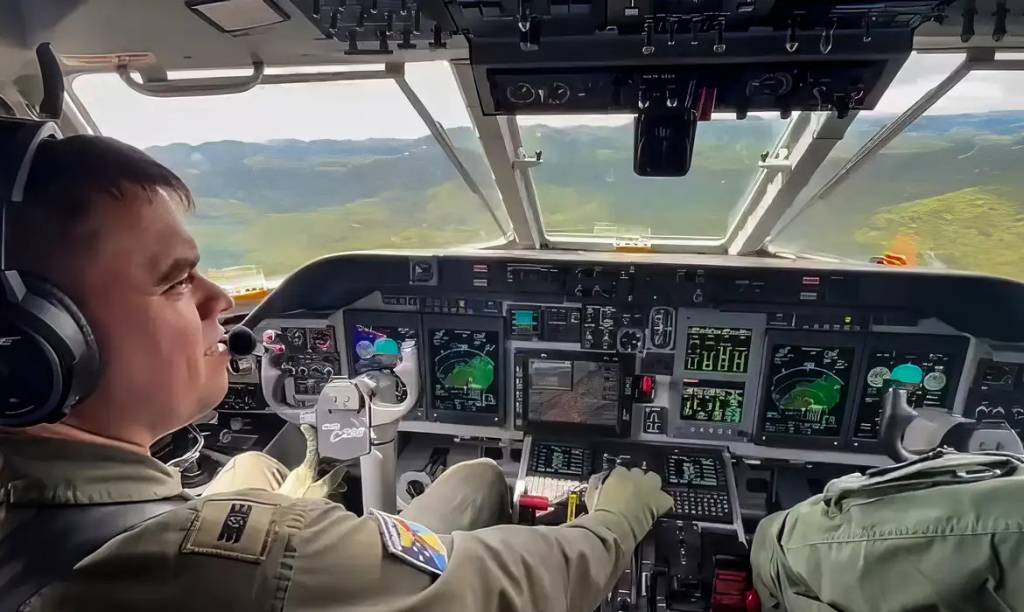 Buscas por helicóptero desaparecido em São Paulo chegam ao oitavo dia