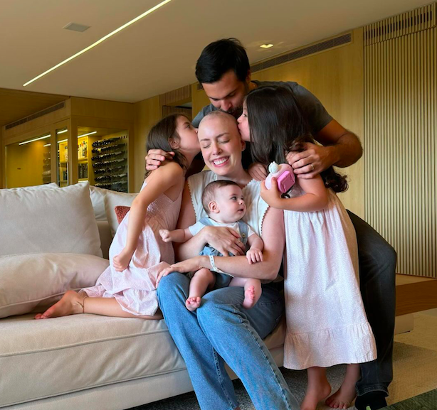 Fabiana Justus recebe alta hospitalar depois de 34 dias internada