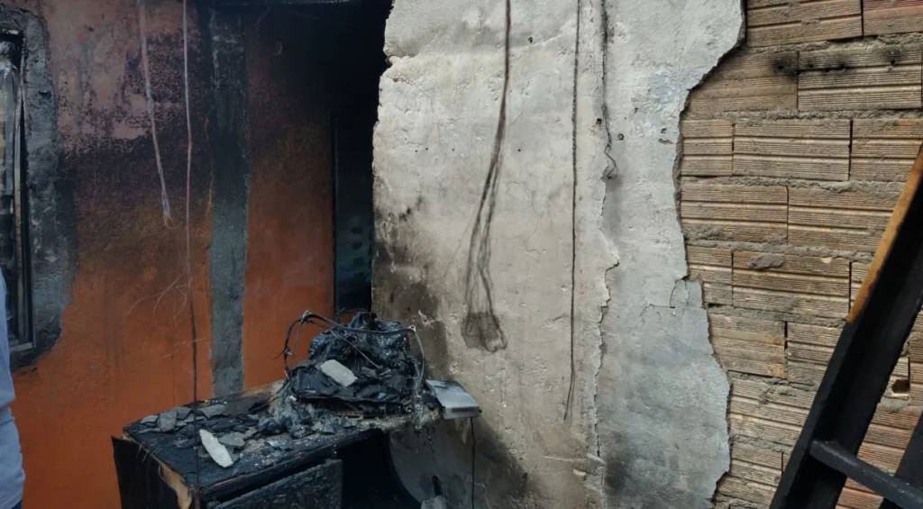 Criança de 3 anos morre vítima de incêndio na Zona Leste