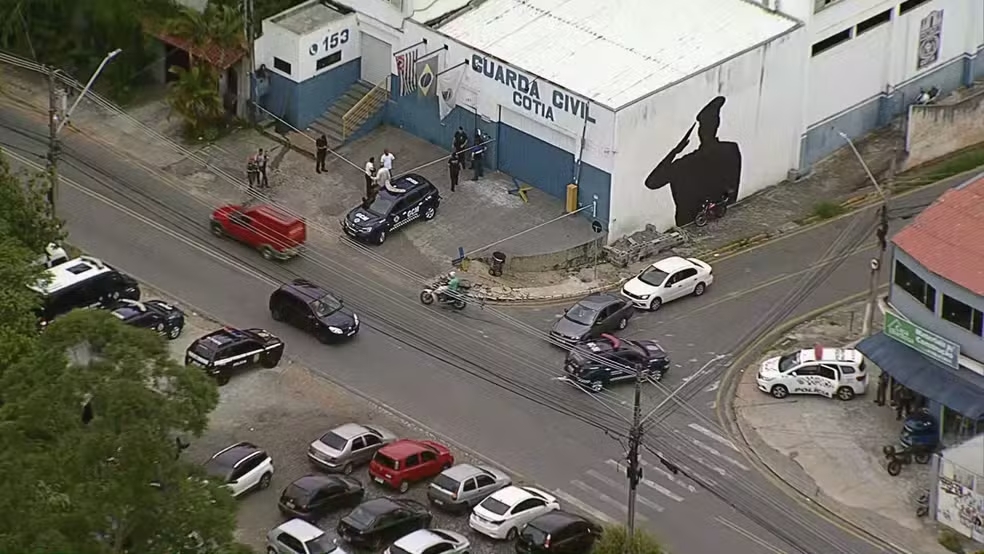 Polícia investiga morte de guarda que atirou em dois colegas e se suicidou