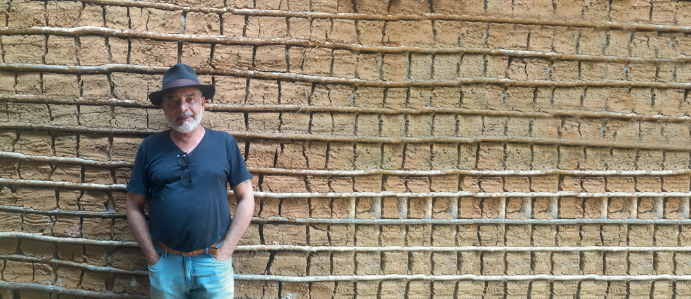 Élon Brasil exibe mostra itinerante com quadros inéditos pela Europa