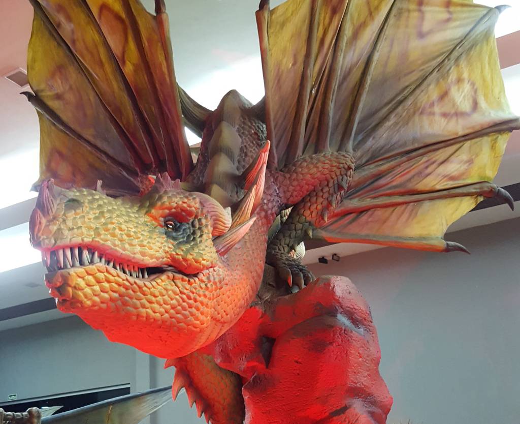 Exposição Internacional de Dragões chega à Zona Leste