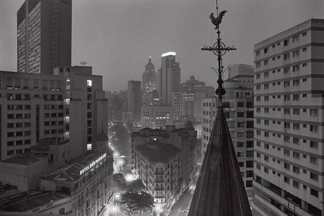 Vista panorâmica na Santa Ifigênia, retratada por Cristiano Mascaro