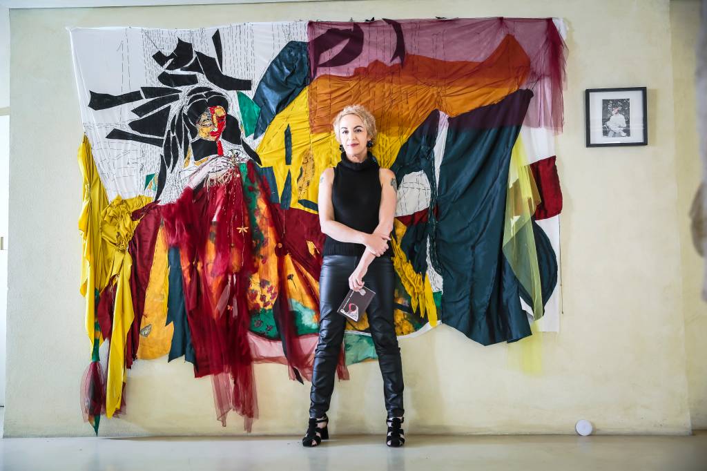 Marcia Tiburi investe em carreira de artista visual em São Paulo