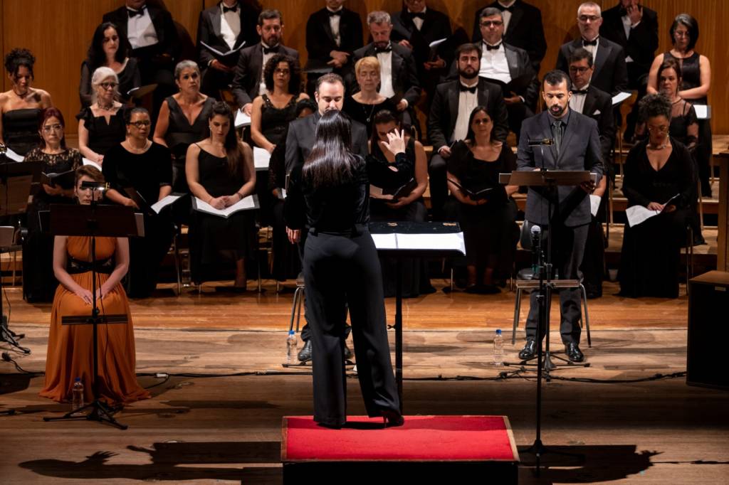 Coral Paulistano apresenta obras inéditas de Jocy de Oliveira no Municipal