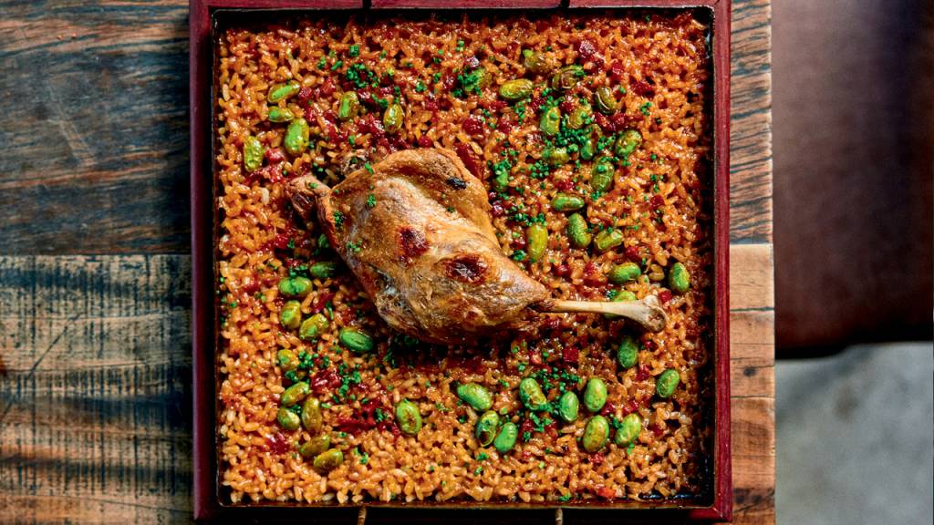 Teus celebra oito anos com novidades no menu