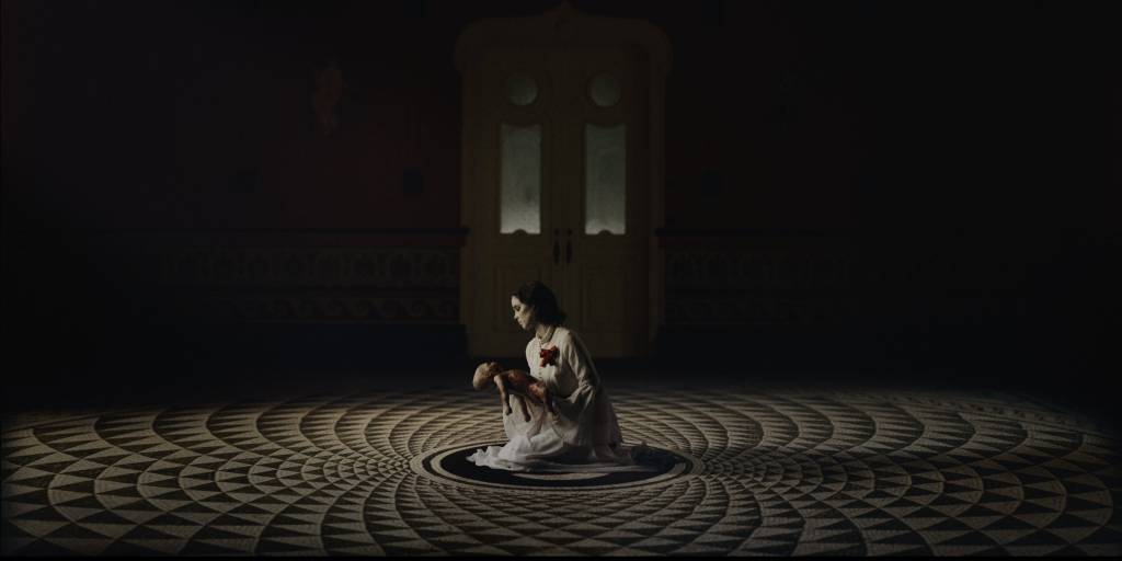 ‘A Semente do Mal’ é terror luso-americano indispensável para fãs do gênero