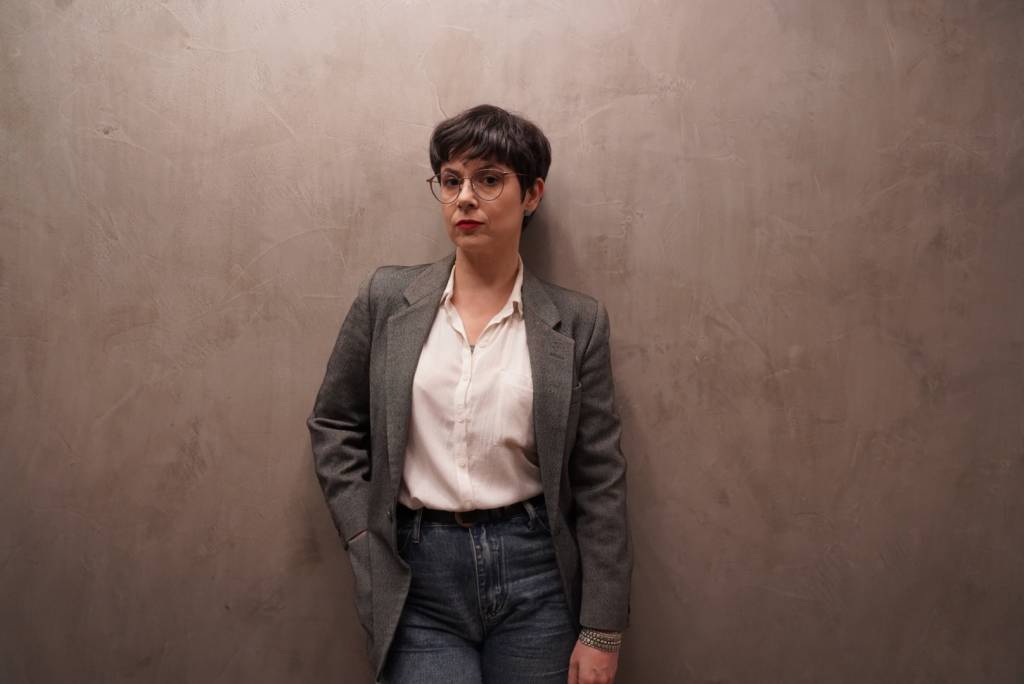 Gaía Passarelli lança livro de crônicas paulistanas