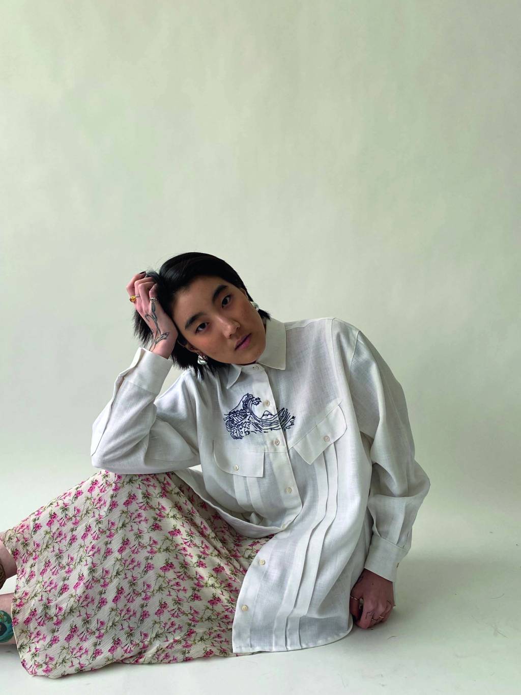 Camisetas bordadas se popularizam e encabeçam pautas sociais e ecológicas