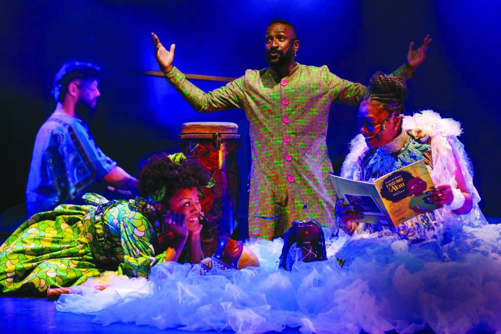 Peça de afro-narração inspirada em livro estreia no Teatro J. Safra
