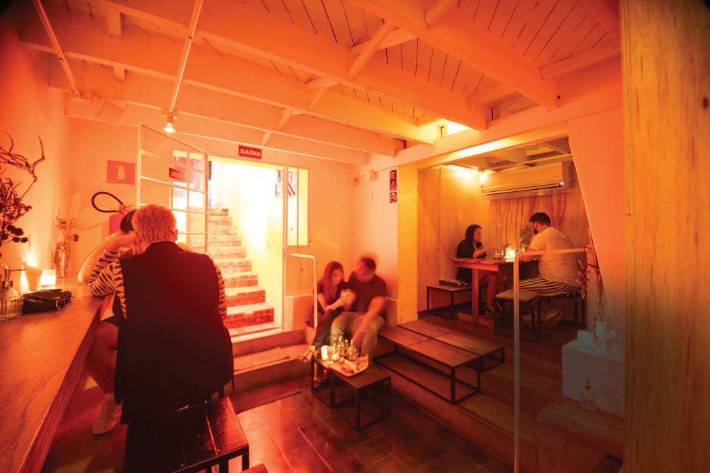 Cava Bar, no subsolo de uma casinha dos Jardins, fecha na sexta (28)