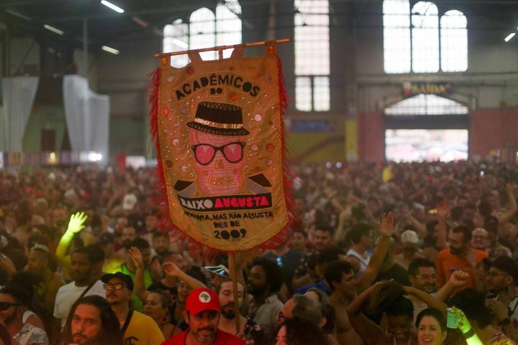 Prefeitura de SP define datas de Carnaval de Rua 2025 e fecha patrocínio 