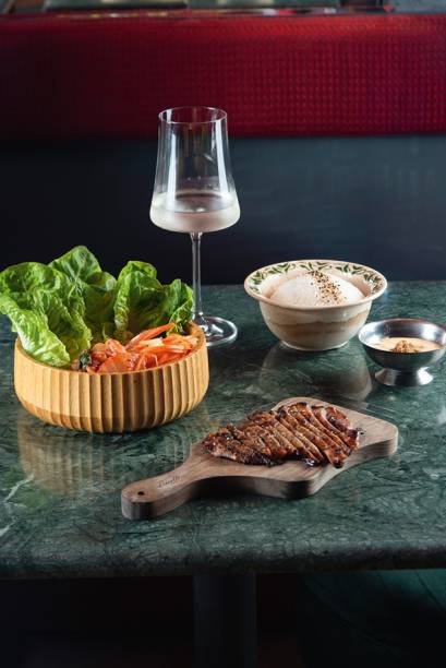 Barkatu: pedidas como o yakiniku vão bem com saquê
