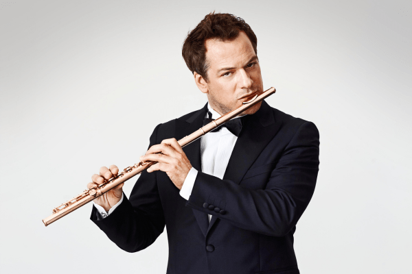 Flautista suiço Emmanuel Pahud faz três concertos na Sala São Paulo
