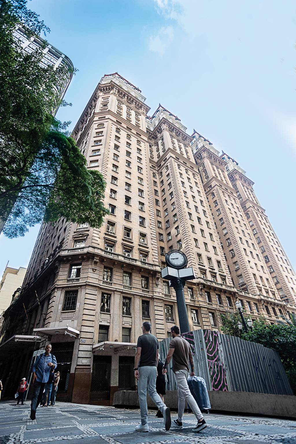 Após intensa programação cultural, Edifício Martinelli fecha em janeiro para grande reforma