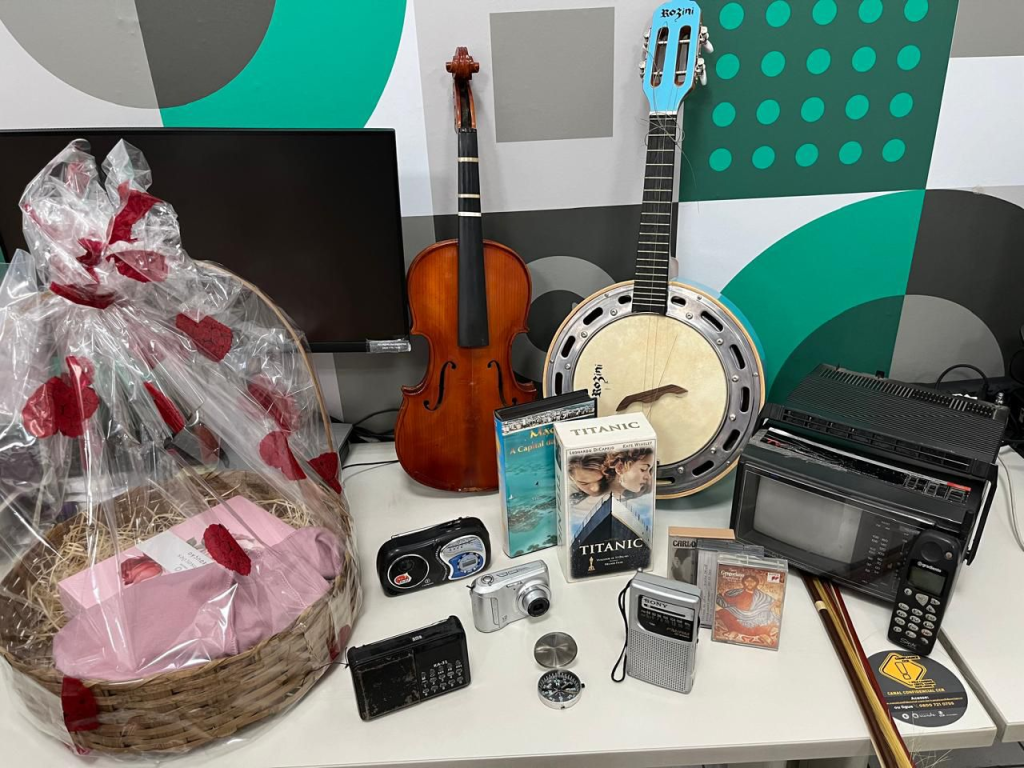 De Air Fryer a pia de banheiro: objetos inusitados foram esquecidos na ViaMobilidade em 2024